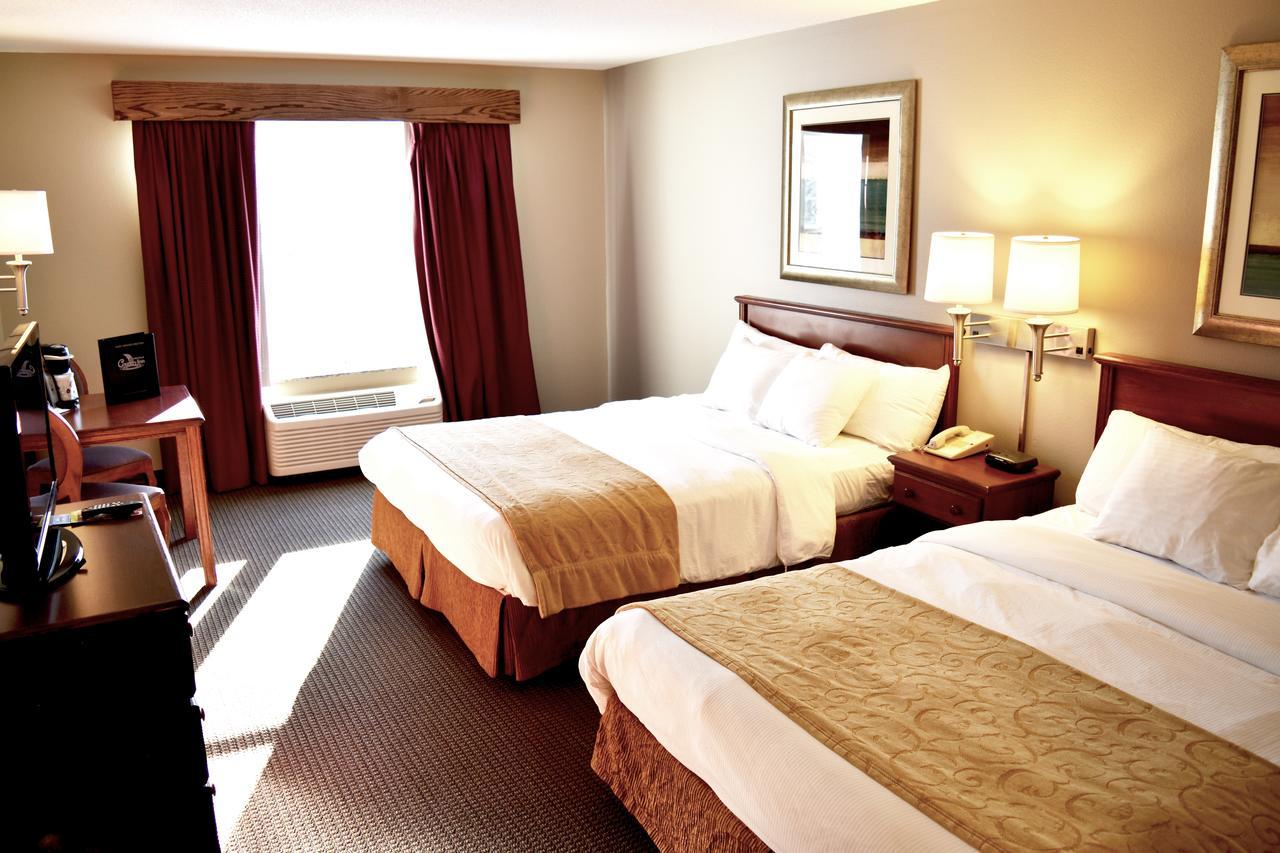 Country Inn River Falls Екстер'єр фото